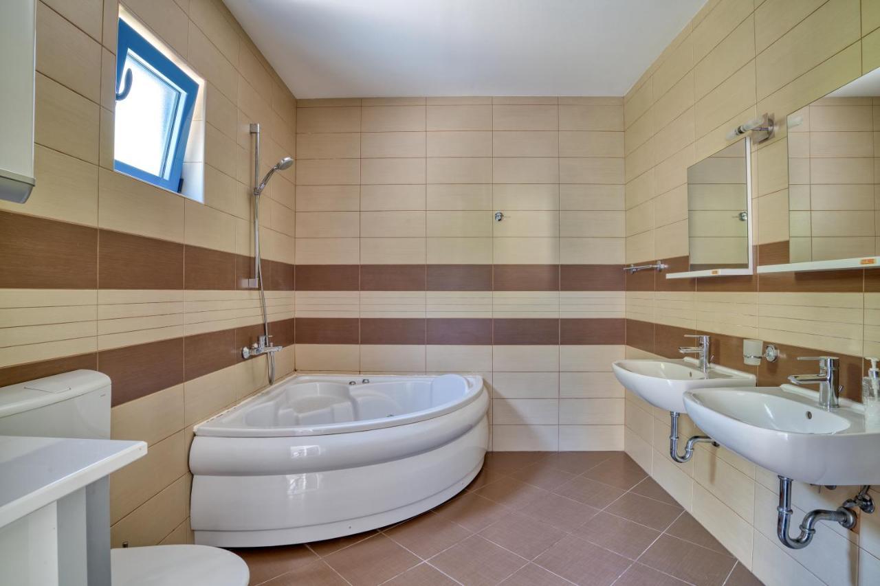 Villa Old Olive 부드바 외부 사진